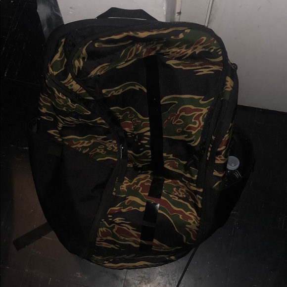 camo nike elite backpack